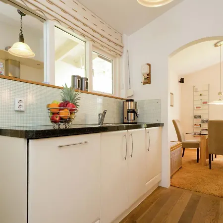 Spacious Near In Julianadorp