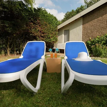 Spacious Near In